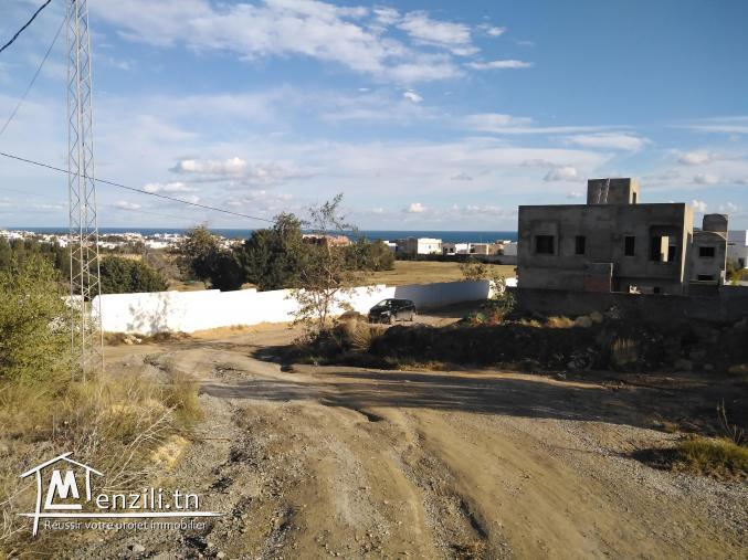 Terrain de 300 m²  à vendre à Kharouba