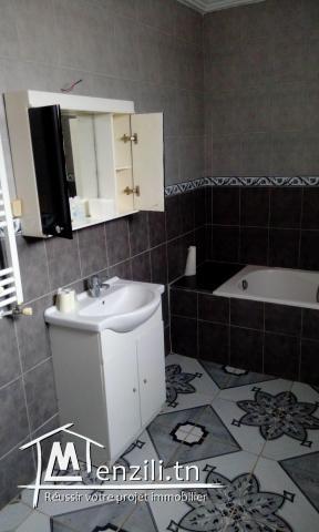 a louer etage de villa menzeh4