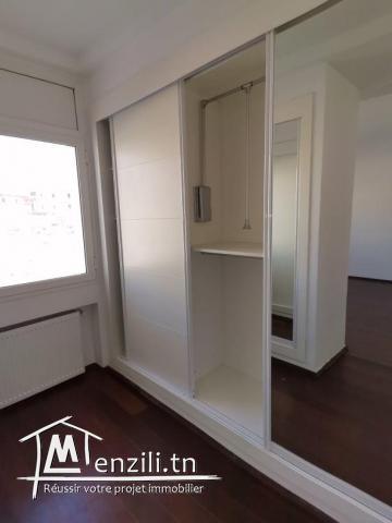 Triplex à jardin d'el menzeh