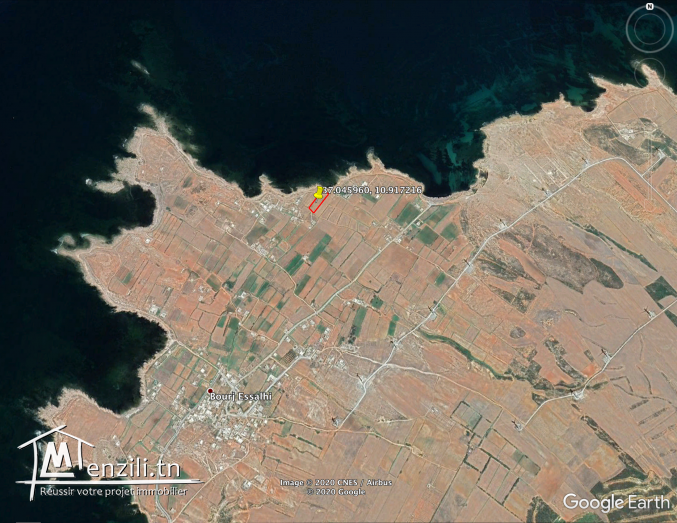 terrain en bord de mer à borj el salhi