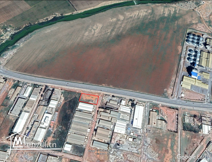 terrain à vendre zone industrielle de jebel ouest