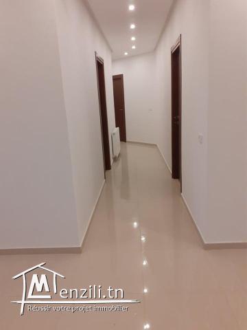 Etage de villa S+4 à la Marsa