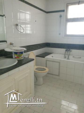 A vendre a Ennaser un duplex  