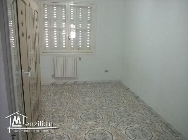 Etage de villa s+4 ennaser habitation ou habitation