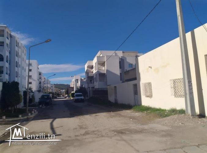 villa de coin 520m2 à cité el ghazella