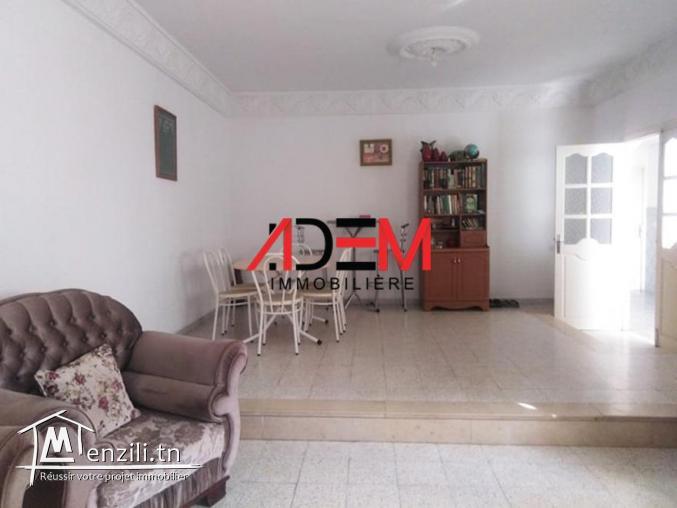 Maison sur deux niveaux à Sahloul