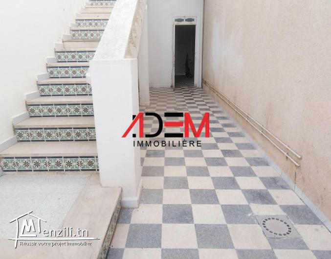 Maison sur deux niveaux à Sahloul