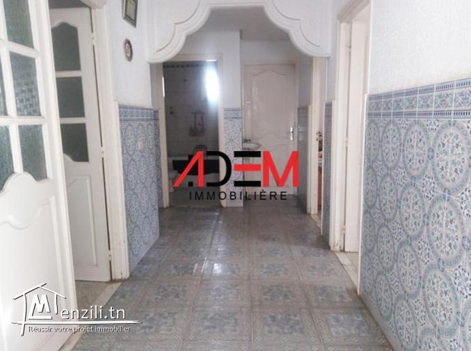 Maison sur deux niveaux à Sahloul