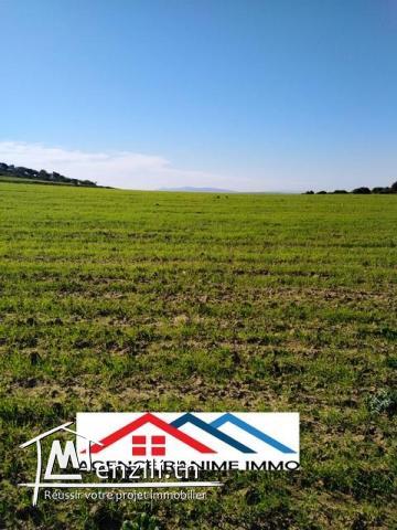 Terrain de 2476m2 a entoure el haouaria 8045