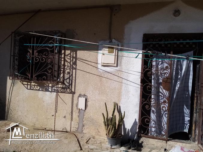 منزل و ستيديو للبيع بحي المندرة زاوية سوسة