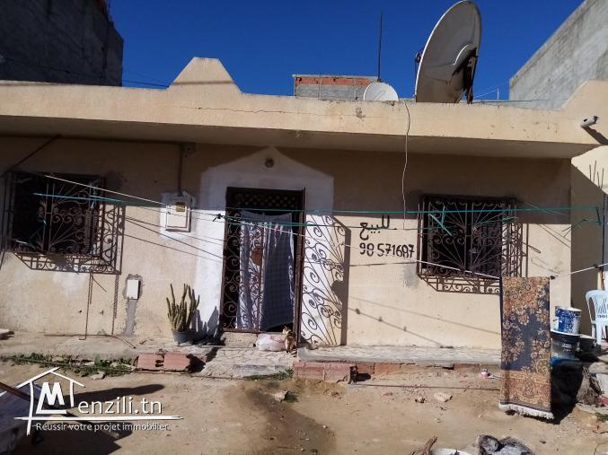 منزل و ستيديو للبيع بحي المندرة زاوية سوسة