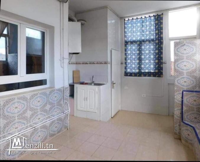 Etage de villa Haut standing à Cité Elkhadhra