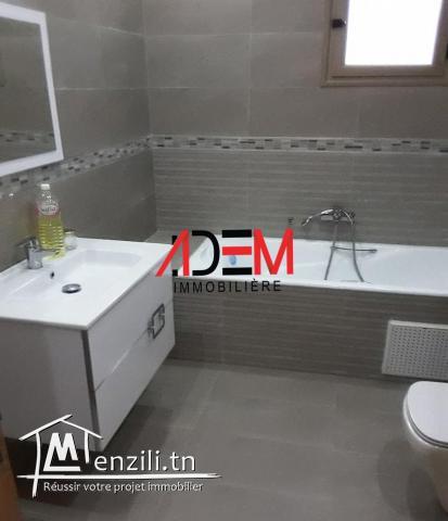 Rez de jardin avec abri voiture et jardin