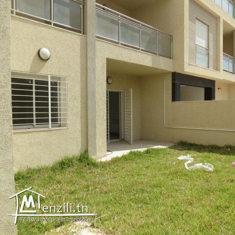 S+2 (132m2) en RDC avec Jardin (64m2) à Ennasr 2 + Parking