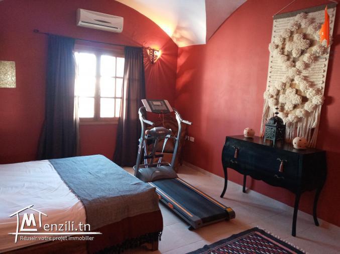 A vendre une grande villa