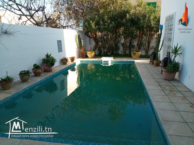 A vendre une grande villa