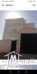 Deux Etages de villa a Sidi Hssine Sijoumi