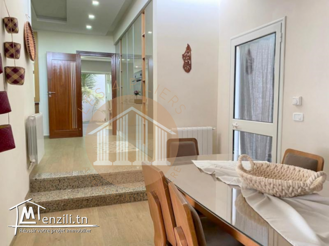 A Vendre une villa de 240m² sur un terrain de 368m² sis à Boumhel