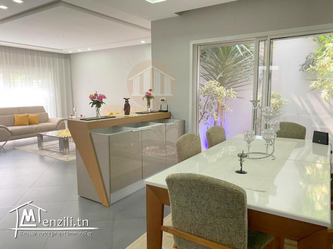 A Vendre une villa de 240m² sur un terrain de 368m² sis à Boumhel