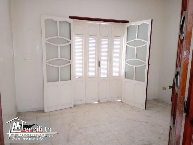Réf : M141 duplexe en plein centre ville Bizerte.