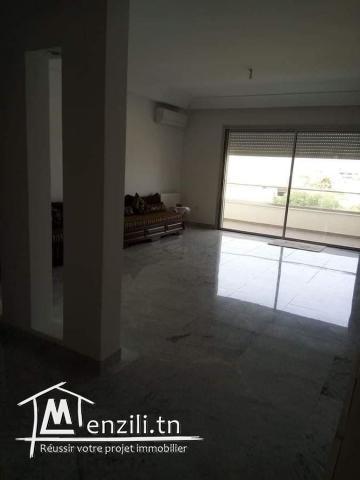 appartement  au deuxième étage  à la  Sokra ( chotrana 1)