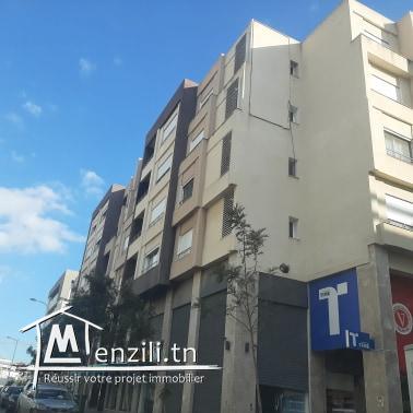 LOCATION BUREAU ET LOCAUX COMMERCIAUX au lac 2/ 92 700 100/ 52 207 169