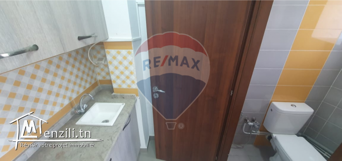 Bureau H+1 au Bardo à Louer