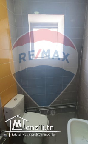 Bureau H+1 au Bardo à Louer