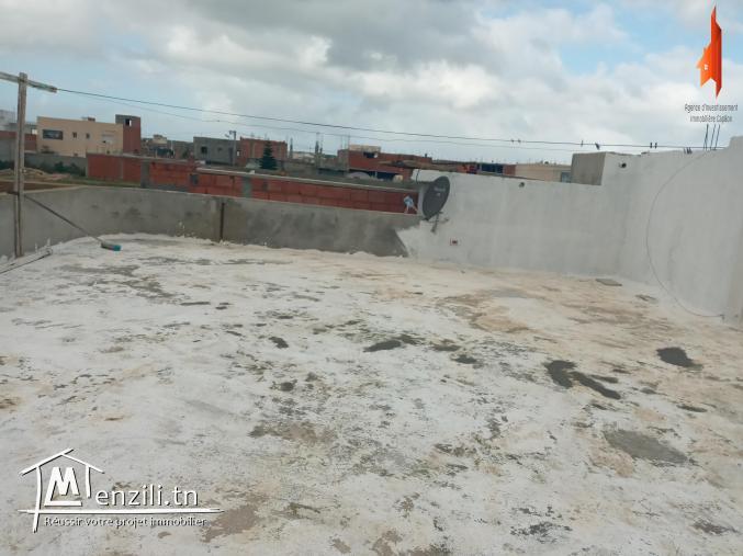 a vendre maison et studio à kelibia