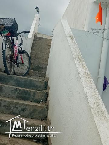 a vendre maison et studio à kelibia