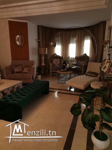 Triplex en bon état