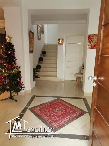 Triplex en bon état