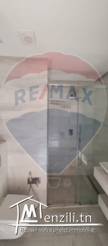 S+3 (3suites)+ terrasse (jamais habité) à Gammarth Touristique