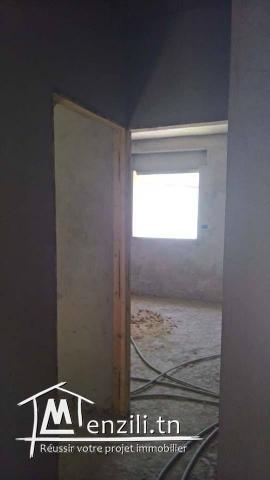 A vendre un duplex à deux entrées indépendantes à rue Hamouda Pacha mnihla