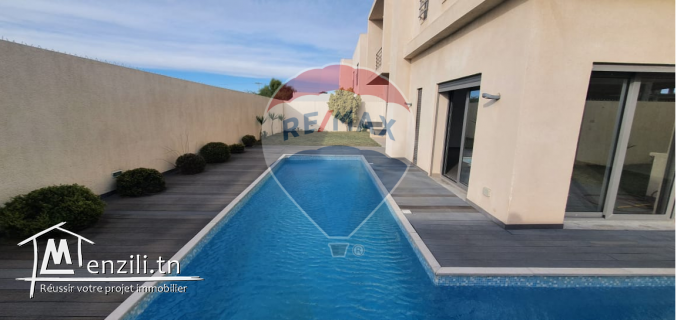 S+3 Piscine et Jardin à Gammarth Touristique à louer