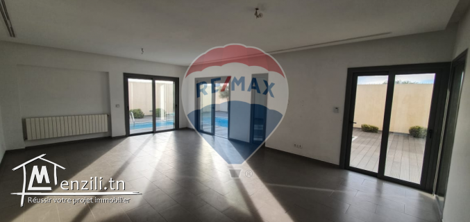 S+3 Piscine et Jardin à Gammarth Touristique à louer