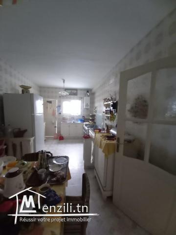 Une belle villa style duplex plus un appartement s1