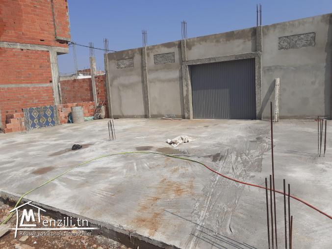 Terrain clôturé 445m²