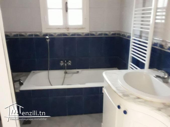 Très propre maison sans meubles avec jardin Hammamet