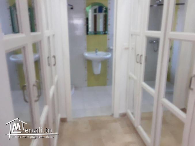 Très propre maison sans meubles avec jardin Hammamet