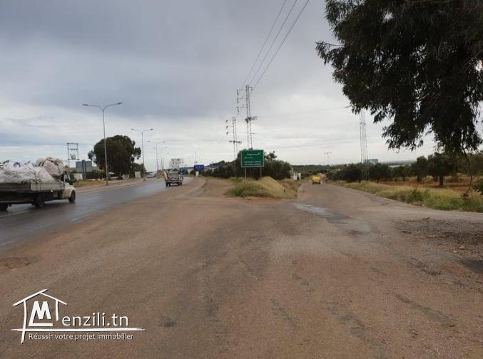 بيع اختياري لأرض بيضاء قرب مول سوسة