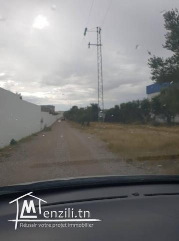 بيع اختياري لأرض بيضاء قرب مول سوسة