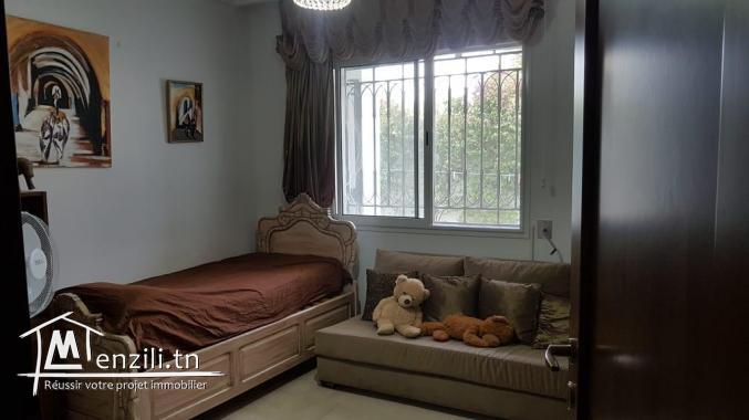 Appartement haut standing rez de chaussee avec jardin a la soukra.