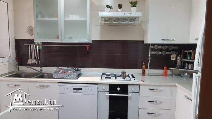 Appartement haut standing rez de chaussee avec jardin a la soukra.