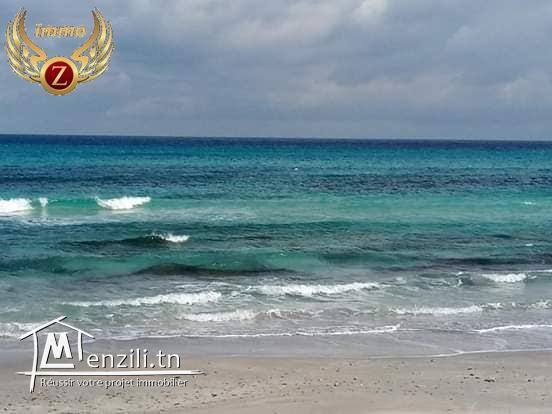 a vendre terrain  de 250 m2 a kelibia