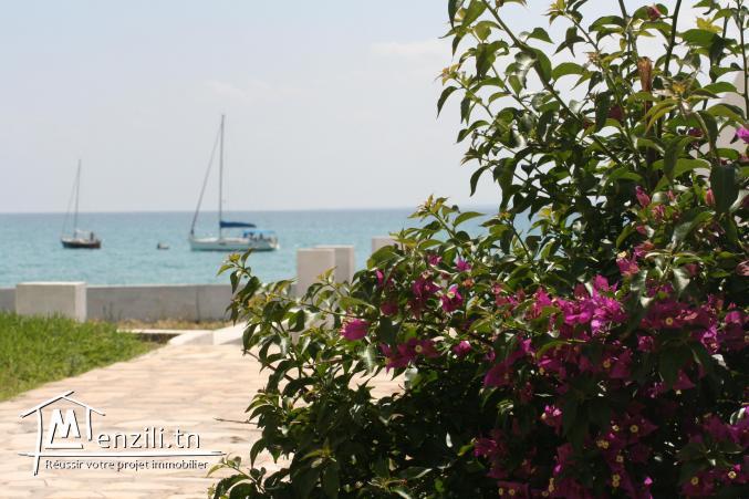 Corniche d'Hammamet charmant S+1 les pieds dans l'eau