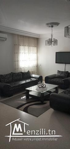 Résidence Meriem enkhilette: Vente d'un spacieux appartement S+4