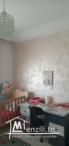 Résidence Meriem enkhilette: Vente d'un spacieux appartement S+4