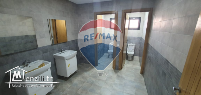 Un open space à la zone Industrielle Khair-Eddine - El Kram.