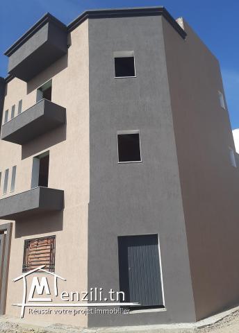 Immeuble Inachvé de 3 Appartement (S+2)